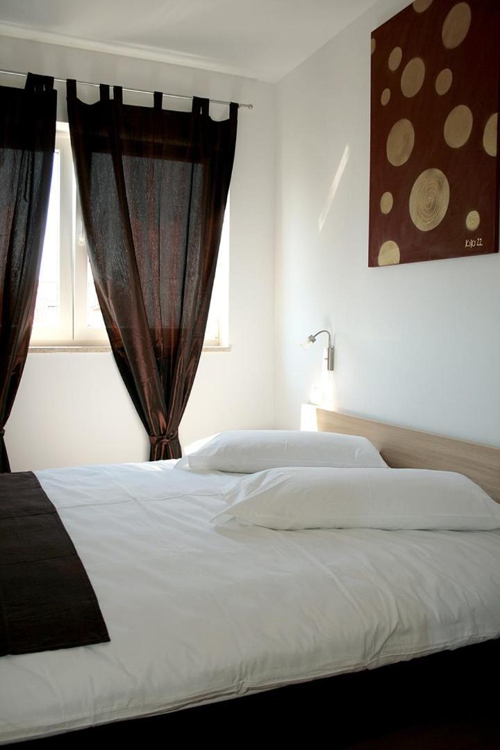 Fineda Grande Apartments Porec Esterno foto